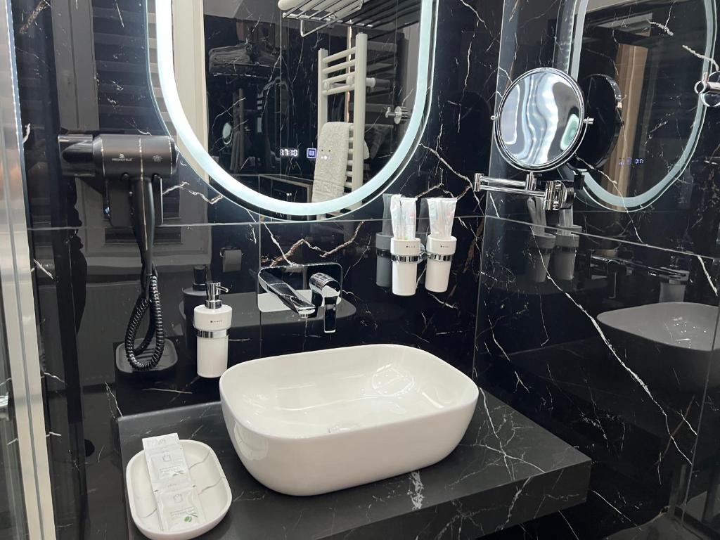 Bucharest Downtown Inn - Resim 7