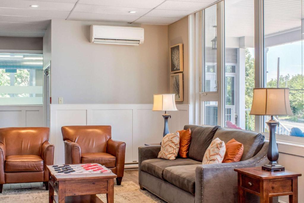 Comfort Inn - Resim 14