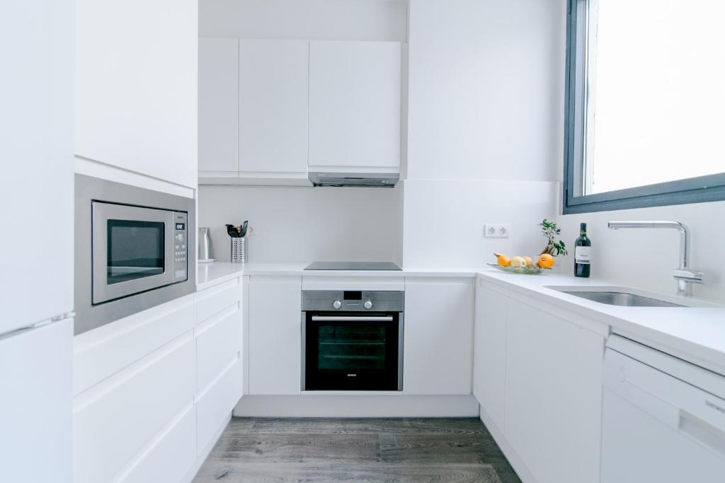 Decô Apartments Barcelona-Diagonal - 6