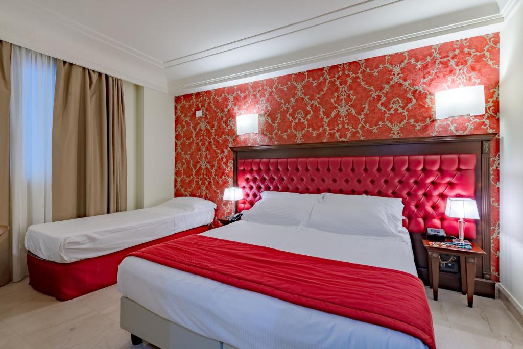 La Paloma Blanca Hotel - 7