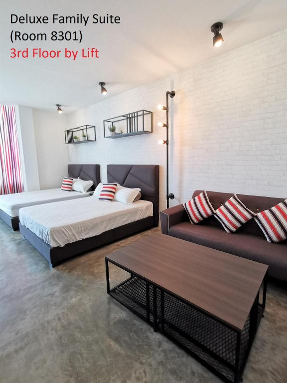 Postel nebo postele na pokoji v ubytování Mwv Family Suite Room