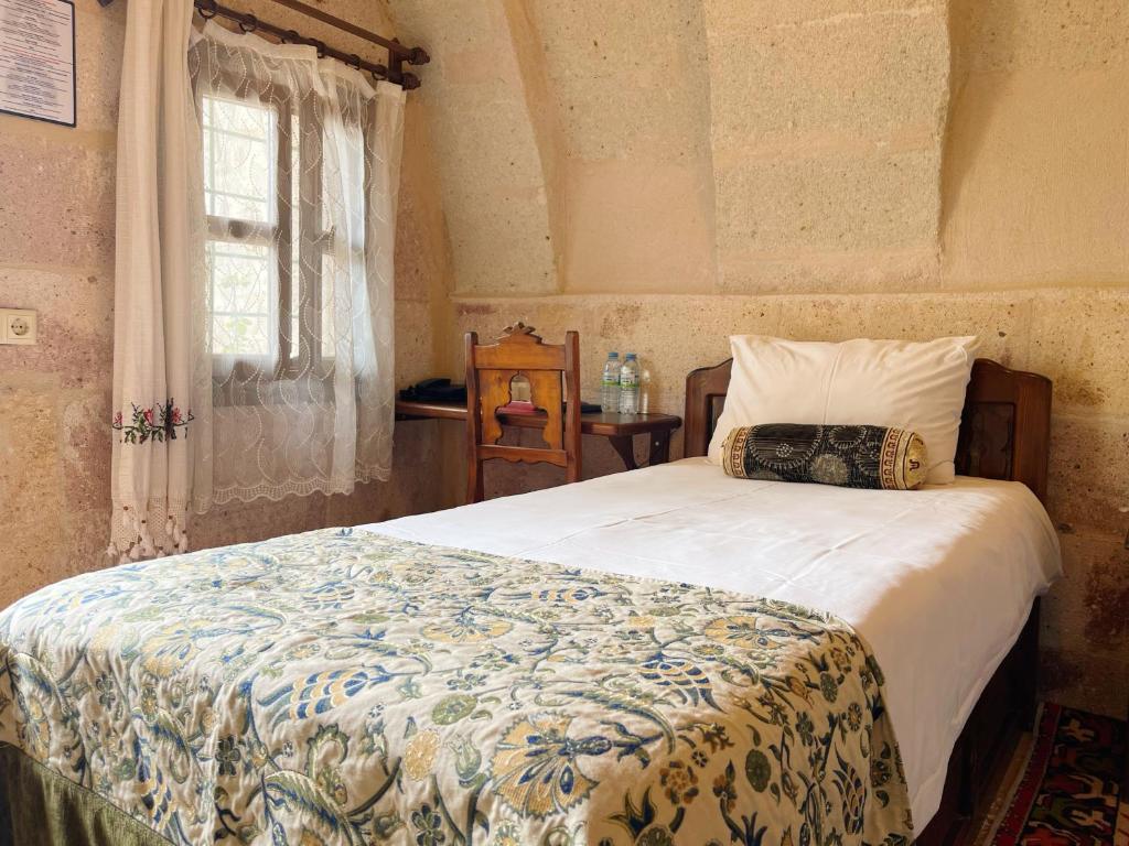 Gedik Cave Hotel - Budget Twin Room