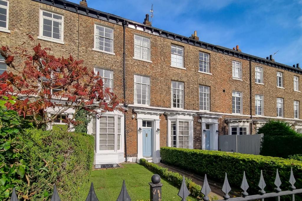 New Holgate - Resim 6