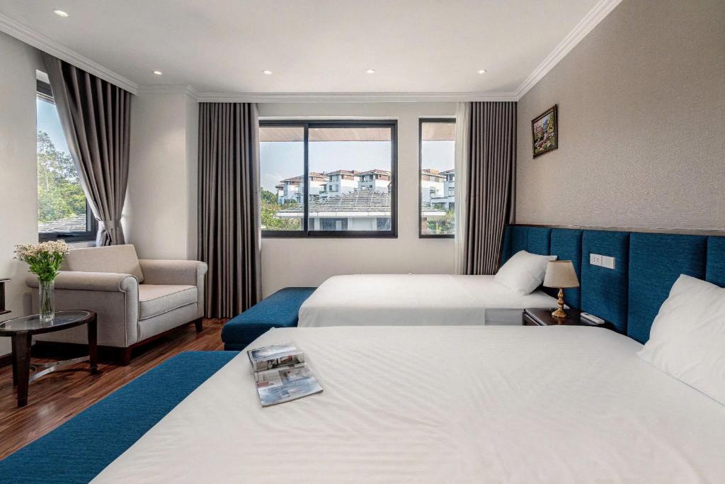 Postel nebo postele na pokoji v ubytování Calla Villa 5 Bedrooms FLC Hạ Long