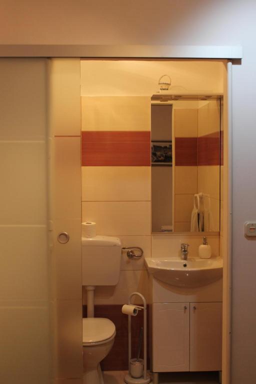 Private room in the center of Split - 8