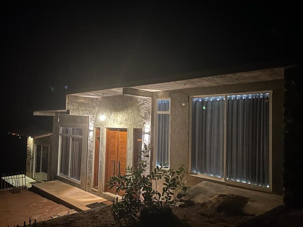 Clădirea în care este situat/ăvila