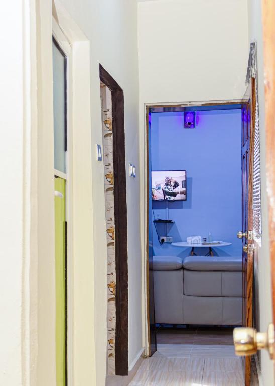 TV a/nebo společenská místnost v ubytování KGL Shortlet Apartment