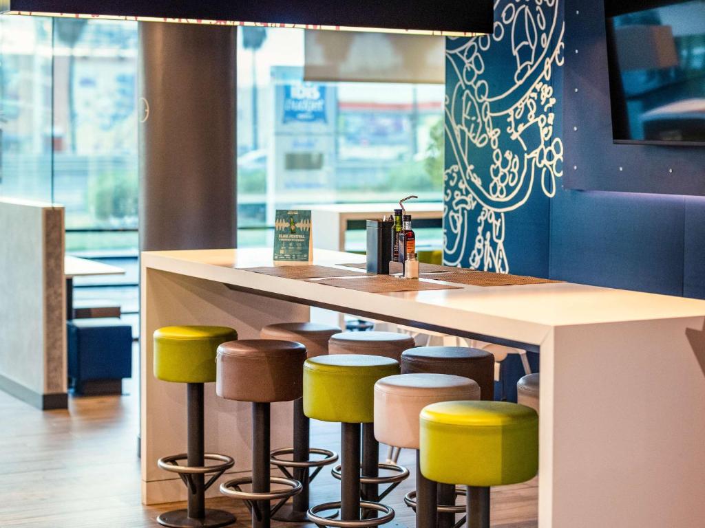 Restaurace v ubytování Ibis Budget Málaga Aeropuerto Avenida de Velazquez