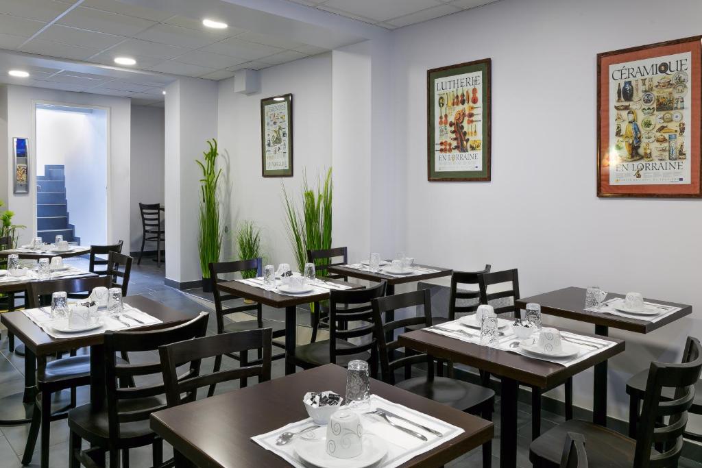 Restaurace v ubytování Hotel Foch Nancy Gare