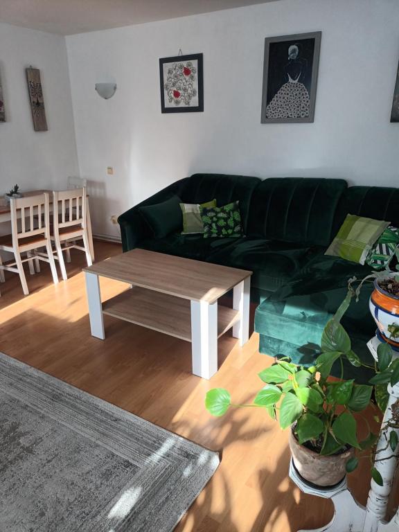 Posedenie v ubytovaní Apartament STOKROTKA