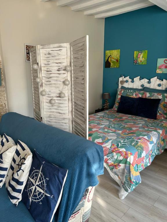 Postel nebo postele na pokoji v ubytování Studio cosy de Luc