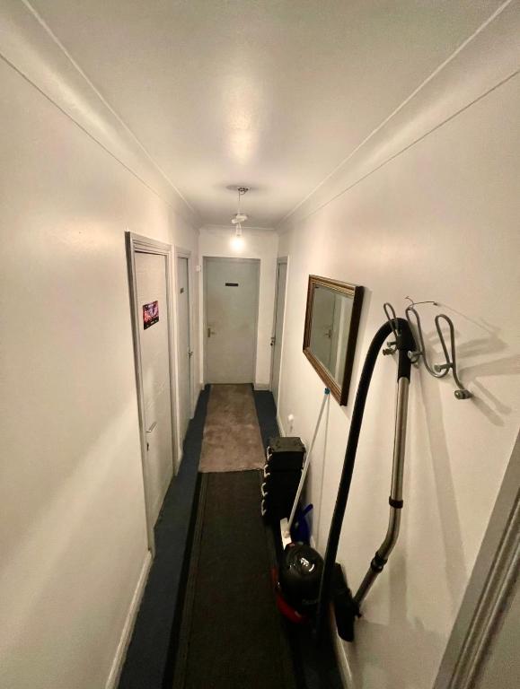 TV a/nebo společenská místnost v ubytování CustomerHouse, 1 Double room, Dublin 1