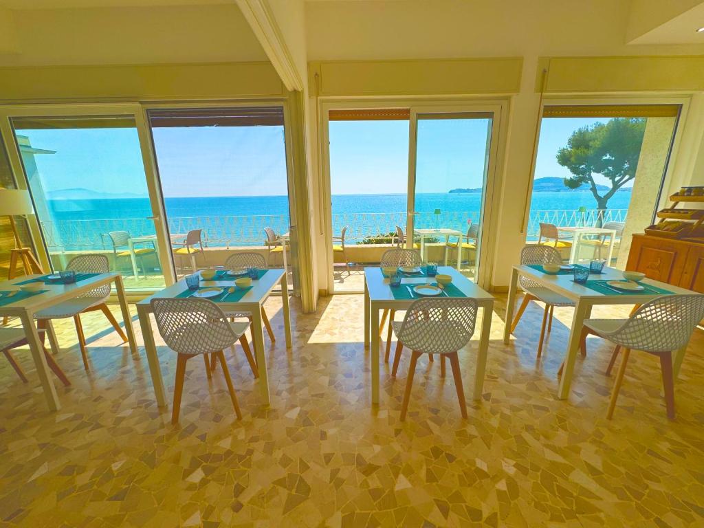 Nespecifikovaný výhled na moře nebo výhled na moře při pohledu z bed and breakfast