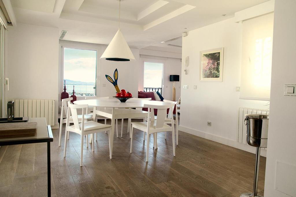 Posedenie v ubytovaní L'Ocean Penthouse Banus