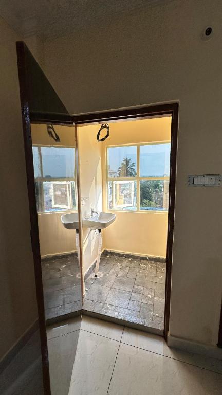 Foto sihtkohas Bhadrāchalam asuva majutusasutuse Varnika Residency galeriist
