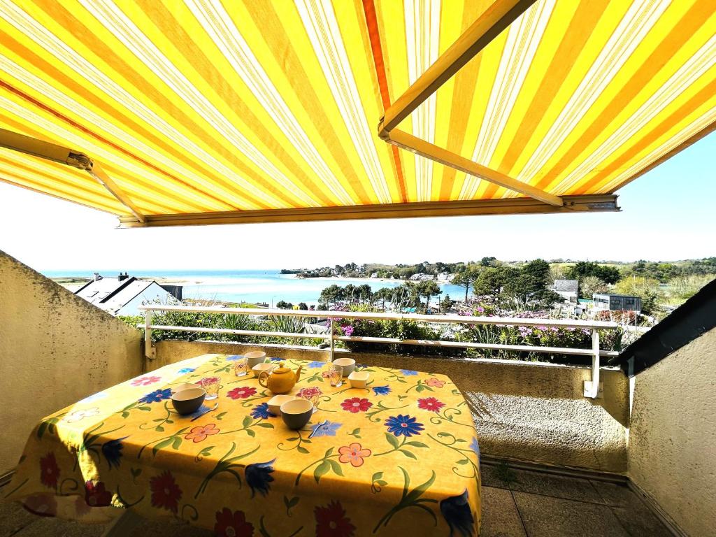 Apt 6 pers - Magnifique vue mer - Belle terrasse - AZILIZ - Appartement Met 2 Slaapkamers