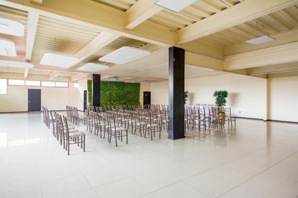 Posezení v ubytování Capital O Hotel Central, Xalapa