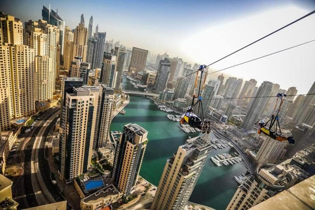 Nespecifikovaný výhled na destinaci Dubaj nebo výhled na město při pohledu z ubytování v soukromí