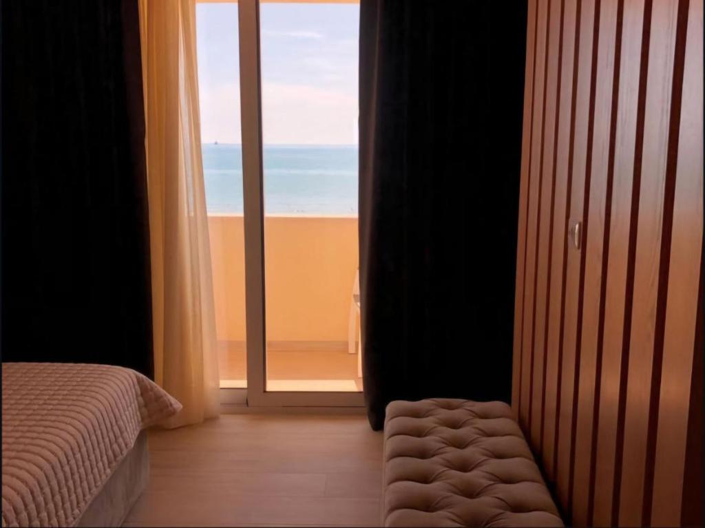 Postel nebo postele na pokoji v ubytování Hotel Maren Durres
