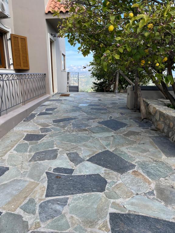 Kép Aletraki -Off-Grid Retreat Above Heraklion, Peaceful Views szállásáról Arháneszben a galériában