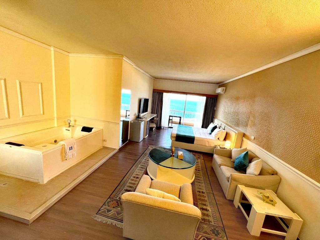 Posezení v ubytování Hotel Méditerranée Beyrouth