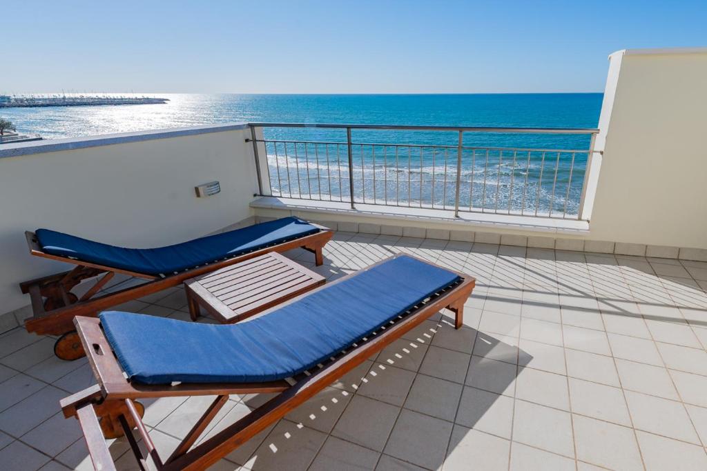InSitges Sant Sebastia's Beach - Appartement 3 Chambres En Duplex Avec Vue Sur Mer