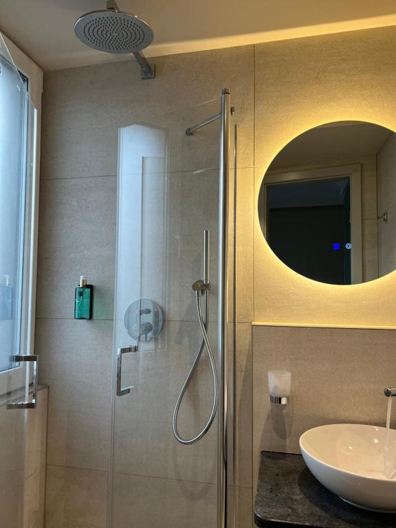 Day8 Hotel - Resim 10