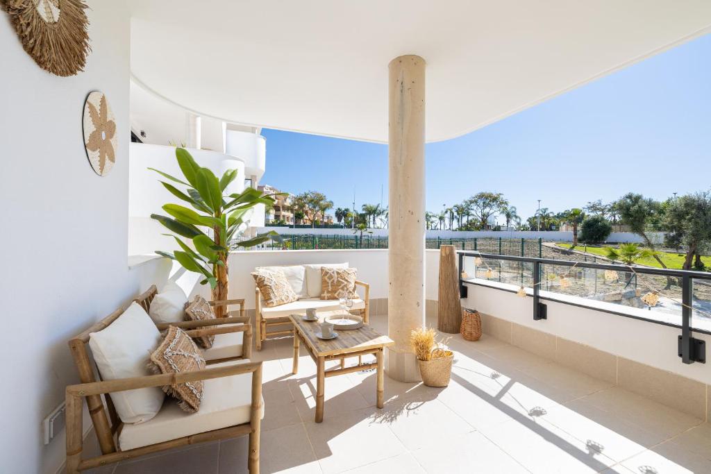Deluxe Apartment with Terrace Estepona Aranya by AORA STAY