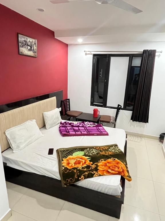 Postel nebo postele na pokoji v ubytování Hotel LA VISTAA
