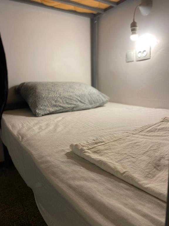 Hostel le Rhumel - Bed In 4-Bed Female Dormitory Room