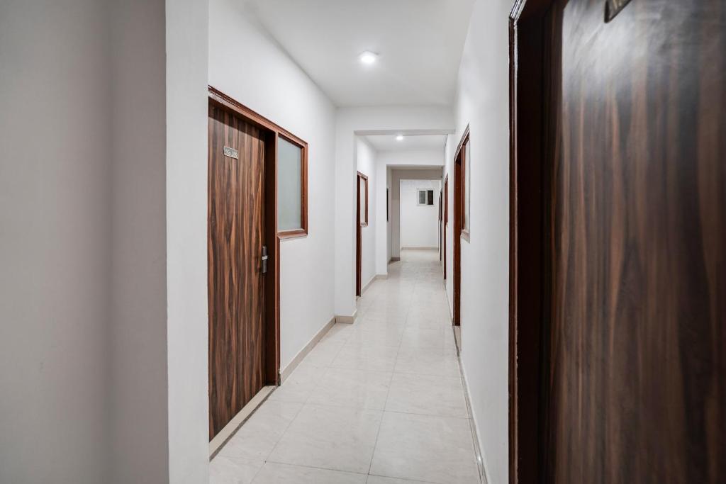 Fotografie z fotogalerie ubytování Hotel O Harmony v destinaci Noida