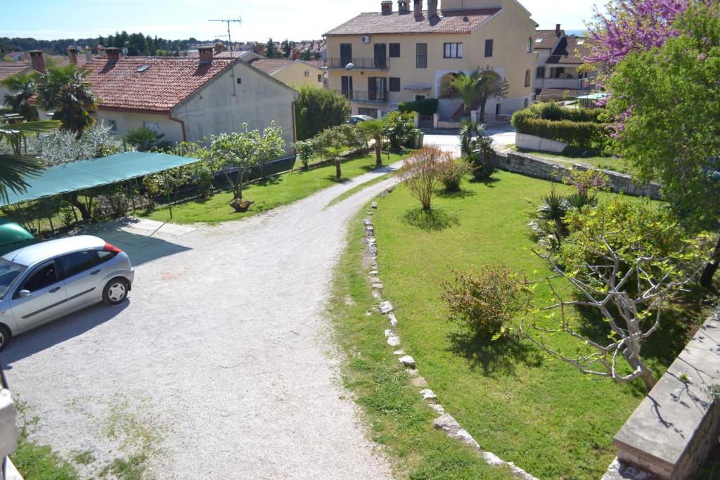 Apartment Peloža 1