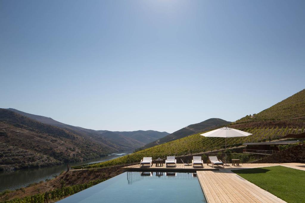 Casa do Rio - Douro Hotel by Vallado - Housity
