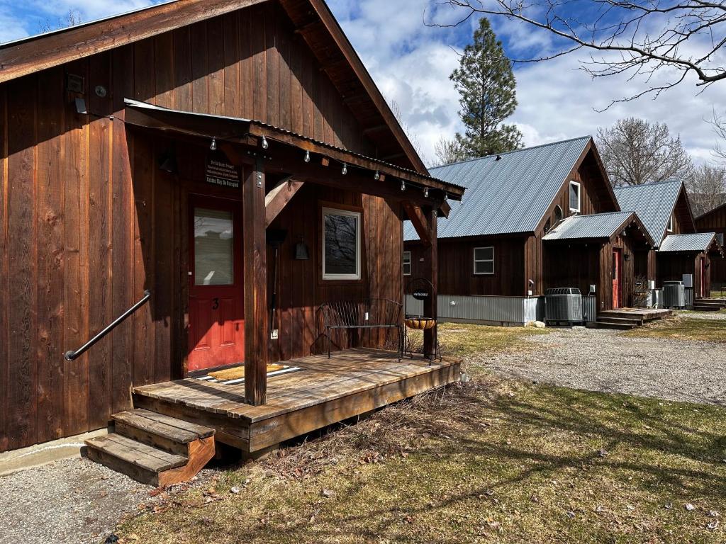 Photo de la galerie de l'établissement Methow River Lodge Cabins, à Winthrop