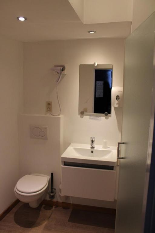 Canalview Hotel Ter Reien - Resim 44
