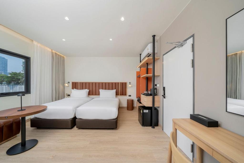 Asoka Hotel at Asoke Makkasan - Resim 11