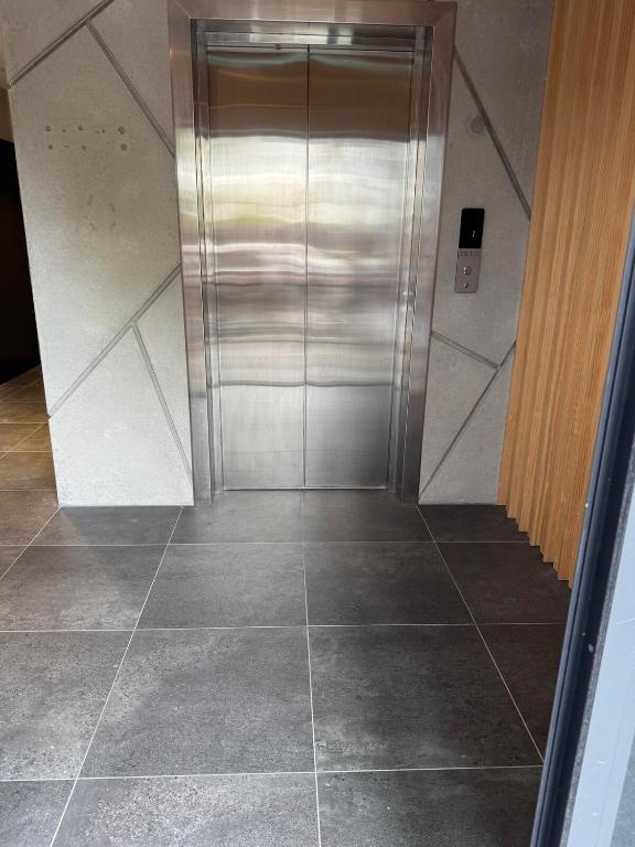 Whitewood Suites Apartment 3C - Resim 25