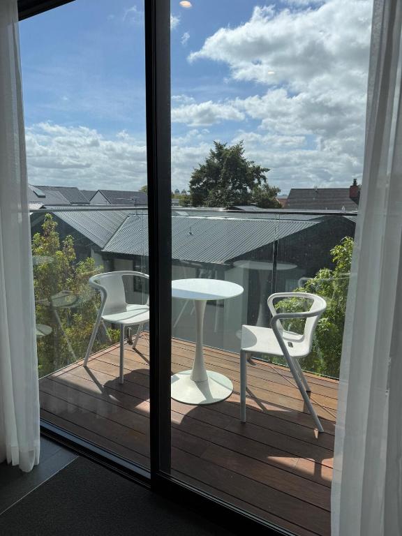 Whitewood Suites Apartment 3C - Resim 12