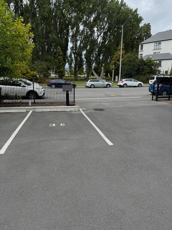 Whitewood Suites Apartment 3C - Resim 21