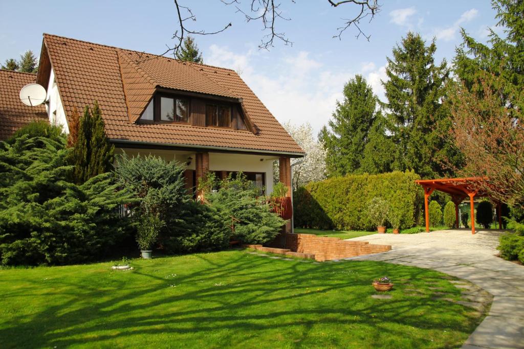 Zahrada ubytování Dunakanyar Apartment