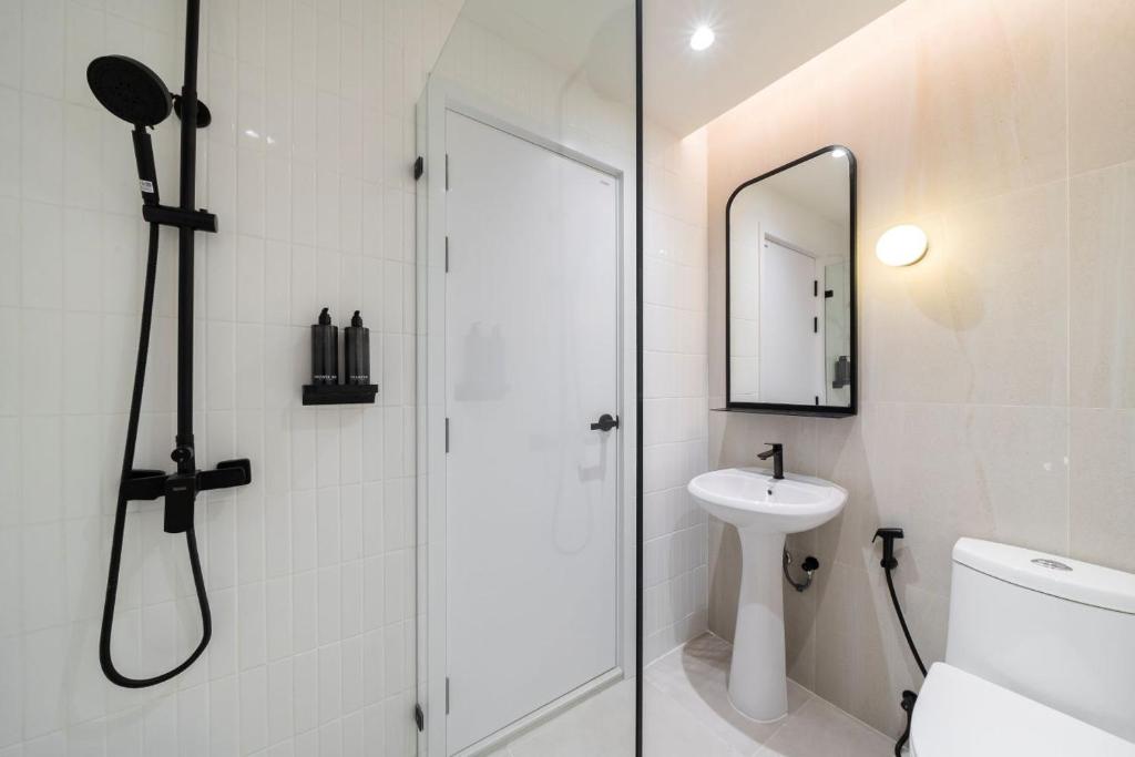 Asoka Hotel at Asoke Makkasan - Resim 32