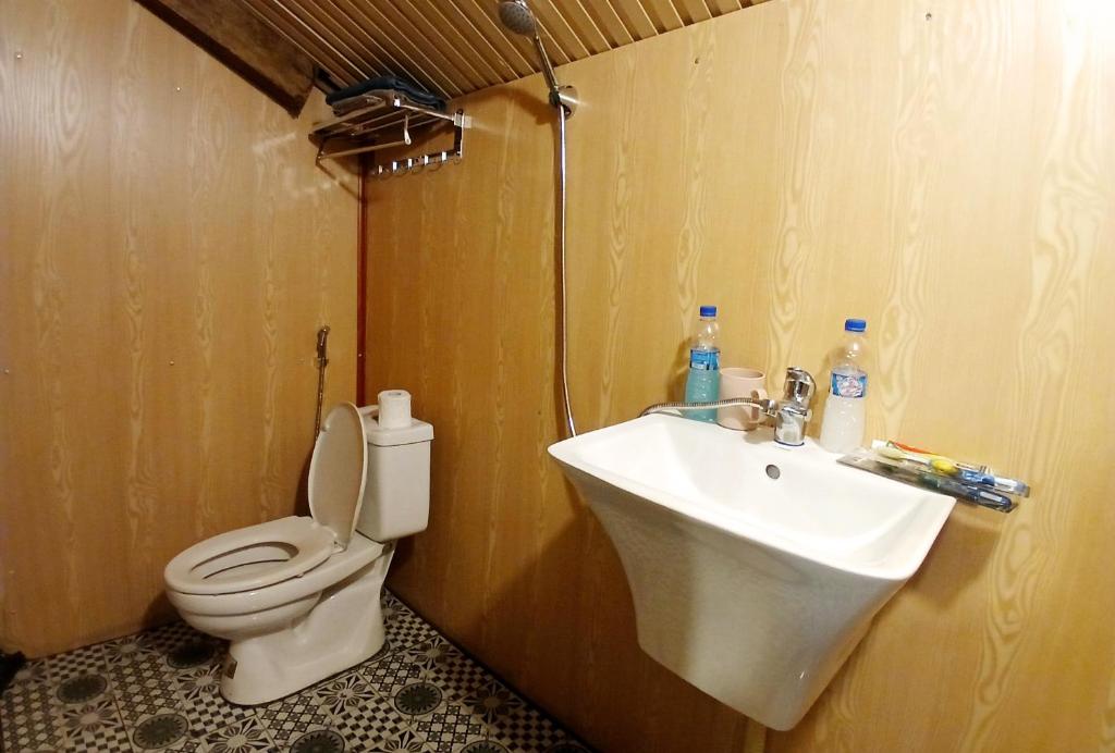 Koupelna v ubytování Tà Xùa Casablanca Homestay