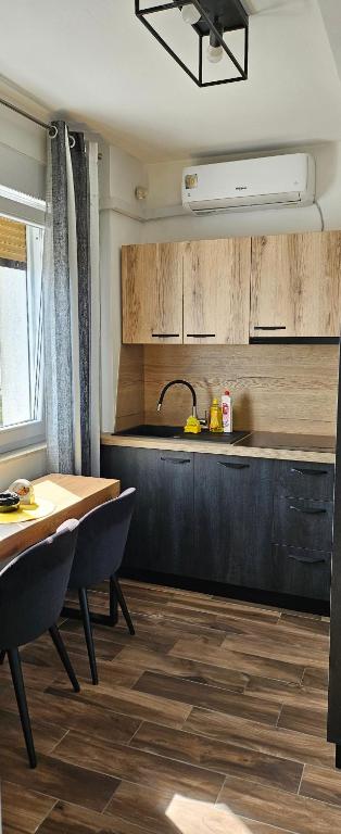 Studio apartman Noa