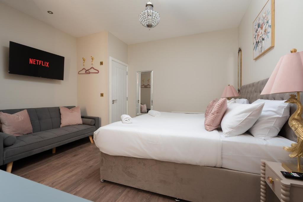 RST Bramley Boutique - Resim 28