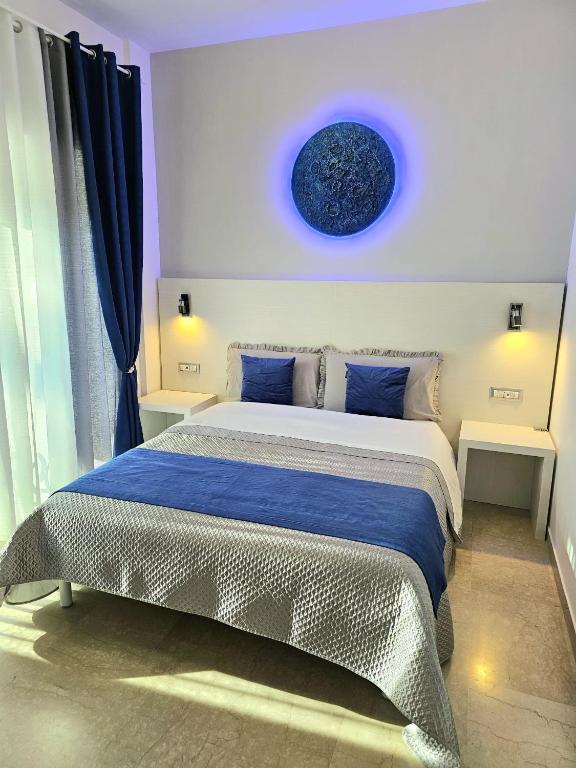 St.Peter's Moon - 18