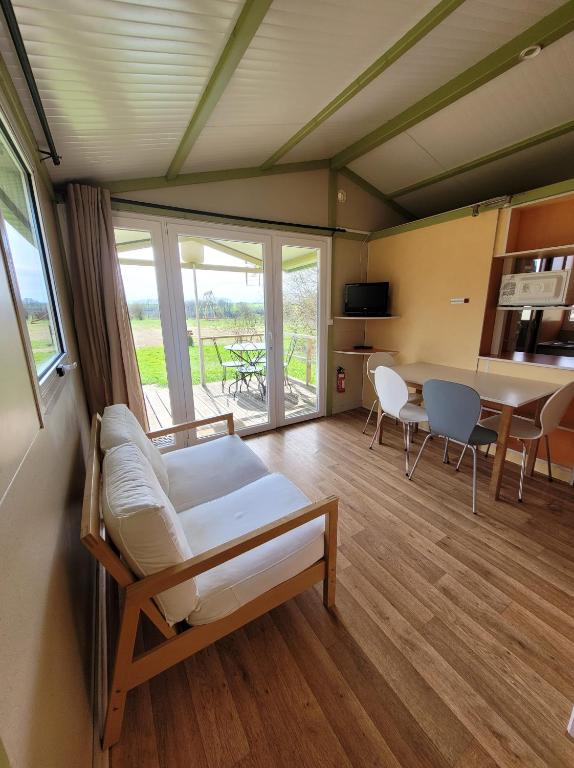 Camping les Hirondelles - Casa Móvil
