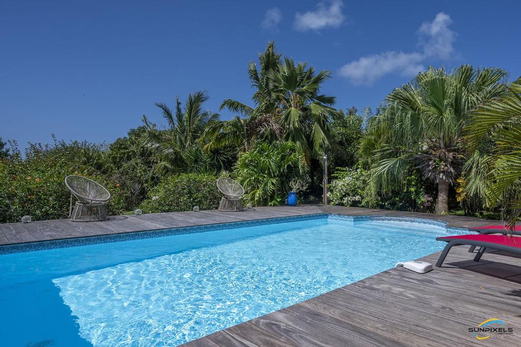 Bazén v ubytování Villa An ti kwen paradi 3 chambres avec piscine et vue mer nebo v jeho okolí