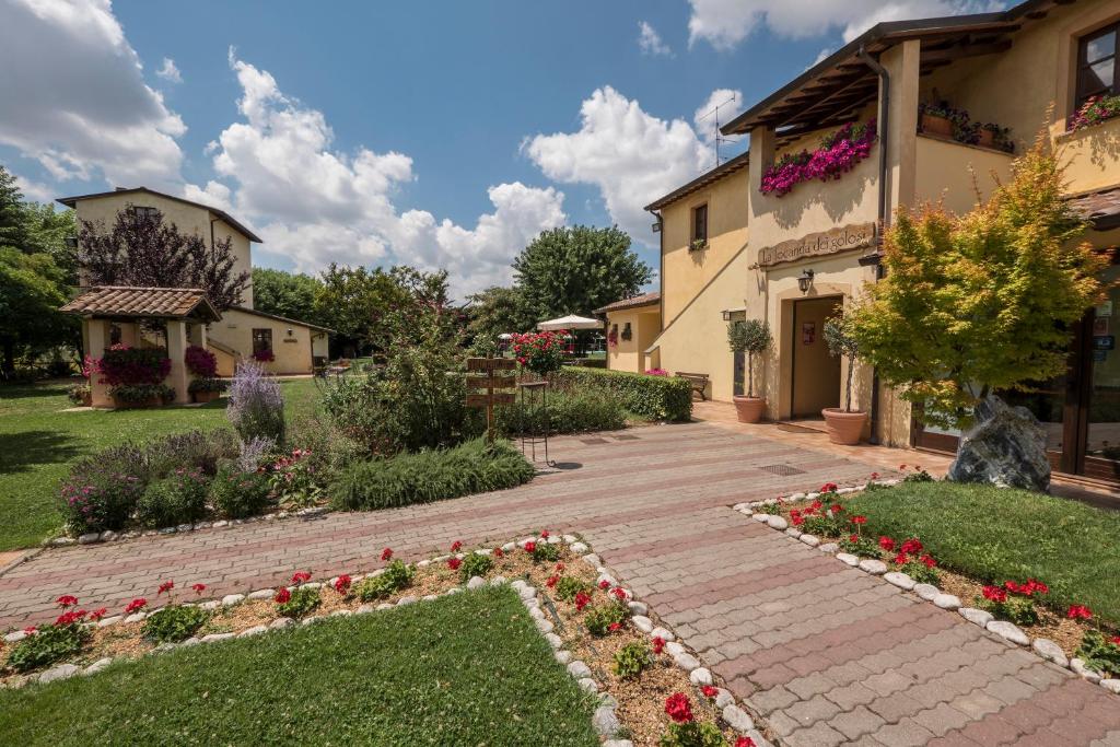 A garden outside La Locanda dei Golosi