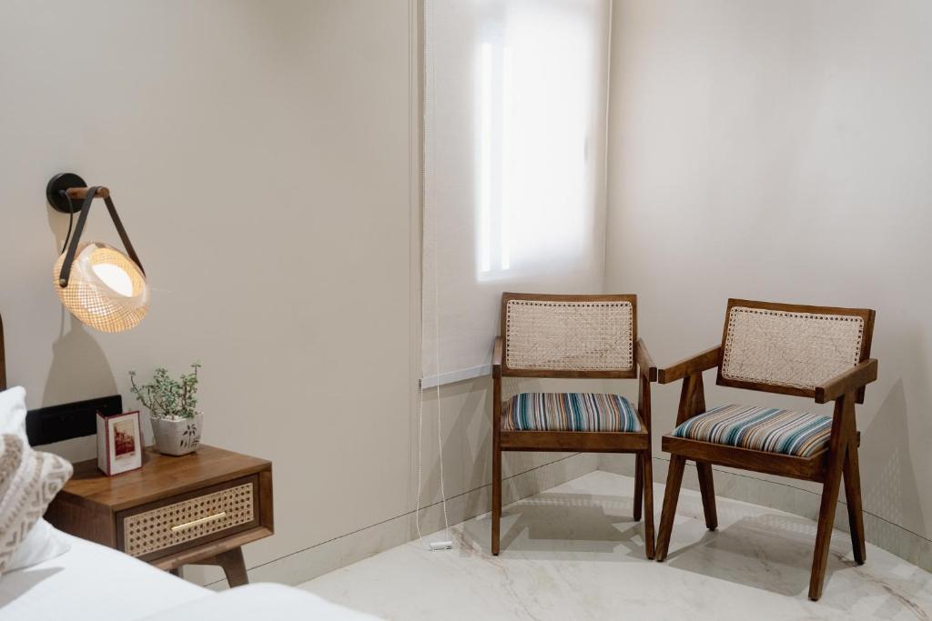 Posezení v ubytování Kaas by Safarnama - Boutique Hotel