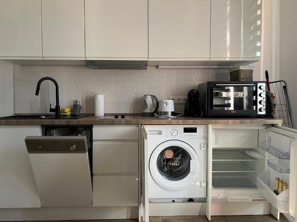 Kuchyňa alebo kuchynka v ubytovaní Pearl Apartment Pula